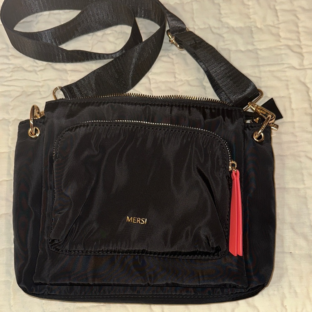 MERSI Black Crossbody Bag with Pink Accent Zip Pull